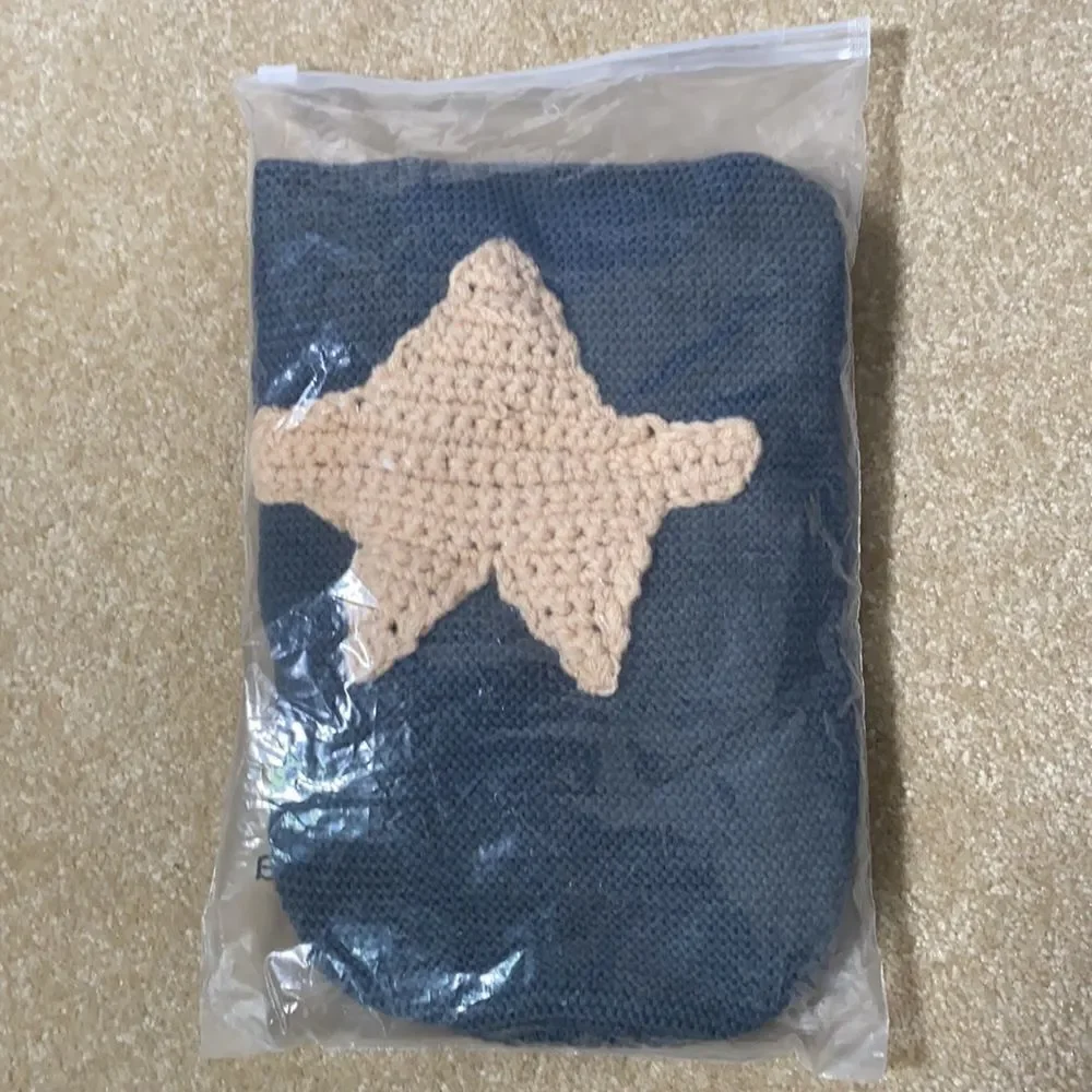 Dog Hooded Sweater Gray with Star design - XL NWT